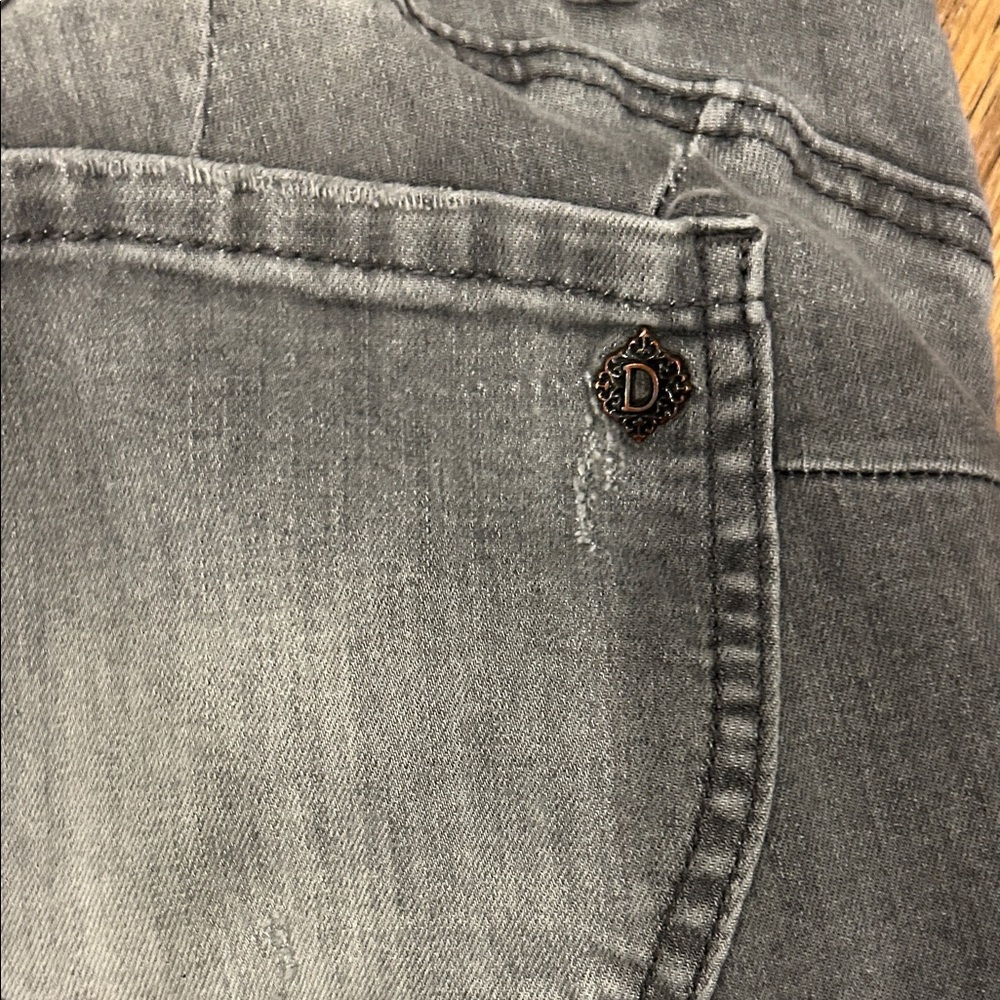 Democracy Women's Straight Leg Jeans in Gray - Picture 5 of 6